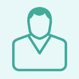 Stilisiertes grünes Person-Symbol mit kurzen Haaren und V-förmigem Kragen auf hellgrünem Hintergrund